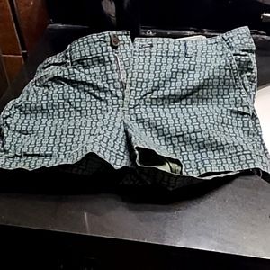 Gap shorts